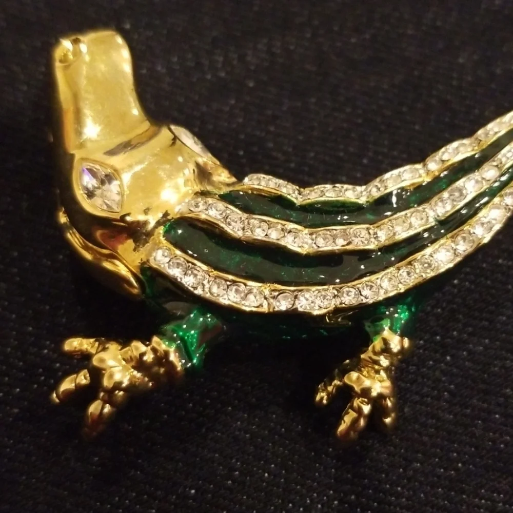KENNETH LANE Alligator 18 KT Gold Plated Pin /Brooch